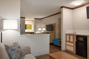 Minibar, desk, blackout drapes, soundproofing