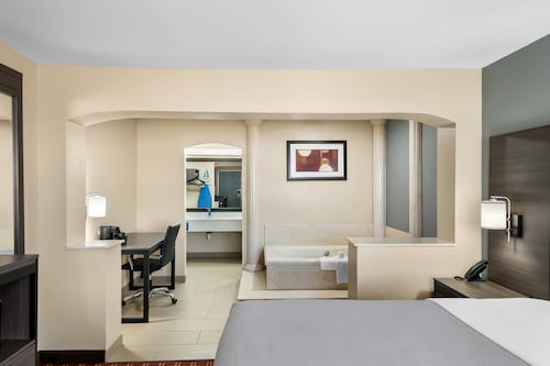 Quality Inn Marshall