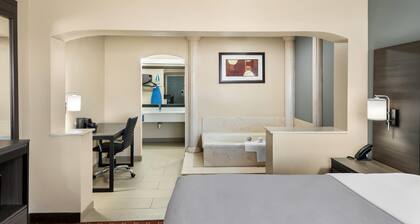 Quality Inn Marshall