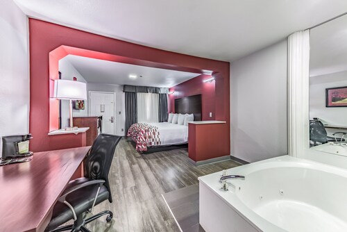 Red Roof Inn Dallas - Mesquite/ Fair Park NE