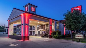 Unclassified image, 4 of 32, button - Red Roof Inn Dallas - Mesquite/ Fair Park NE (Mesquite)