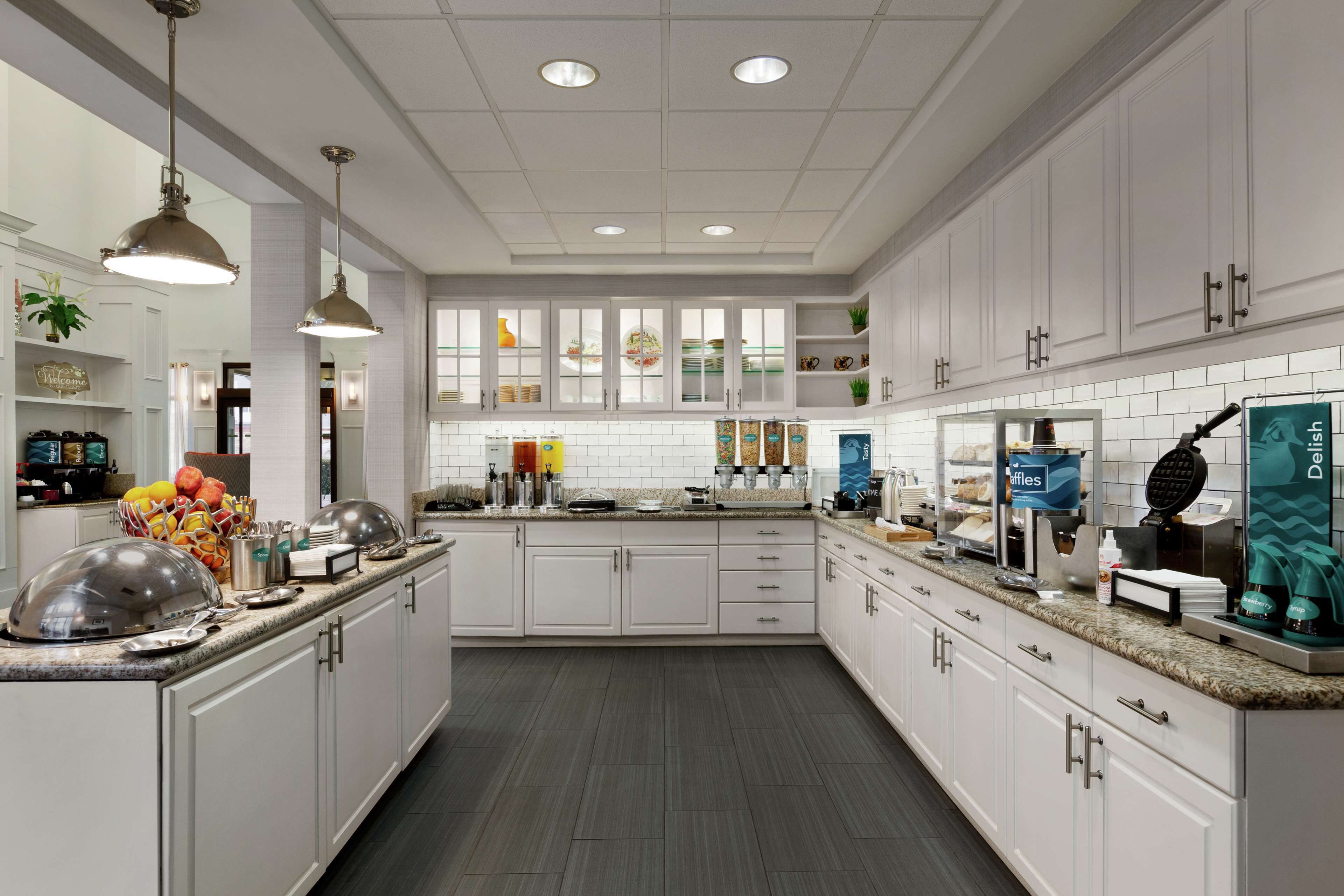 free daily on-the-go breakfast