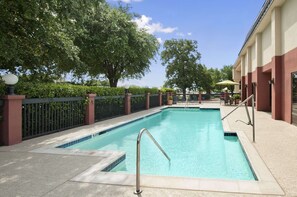 Seasonal outdoor pool