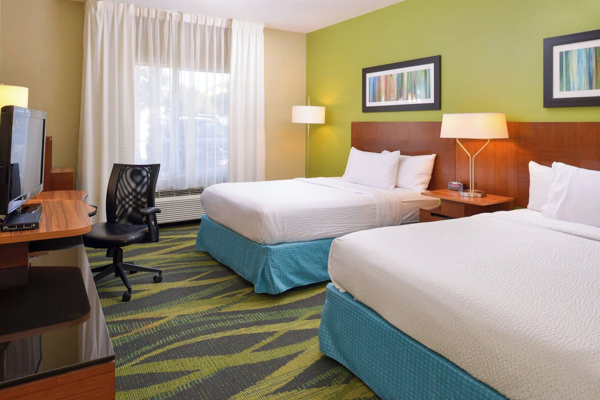 Room, 2 Queen Beds, Non Smoking