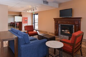 Coin salon dans le hall