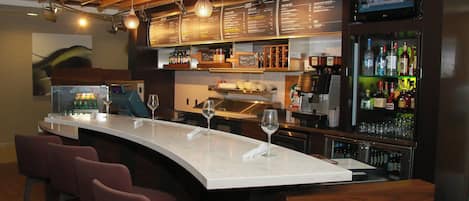 아침 식사 및 저녁 식사 제공