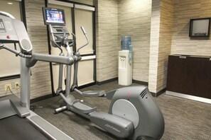 Fitness facility - Courtyard by Marriott Chesapeake (Chesapeake)