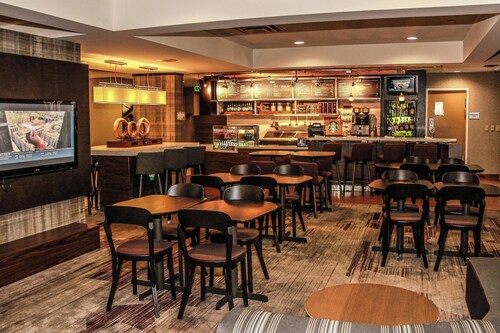 Courtyard by Marriott Chesapeake