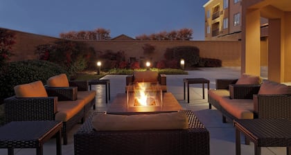 Courtyard by Marriott Chesapeake