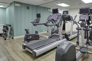 Fitness facility - Holiday Inn Express Chester by IHG (Chester)