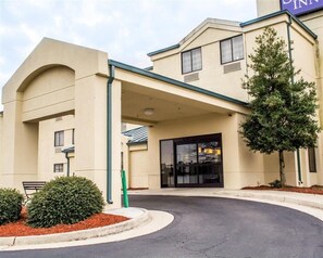 Exterior - Sleep Inn Richmond South (Richmond)