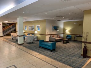 ロビー応接スペース