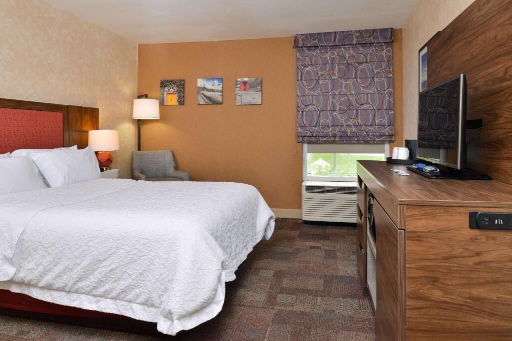 In-room safe, iron/ironing board, free WiFi, bed sheets