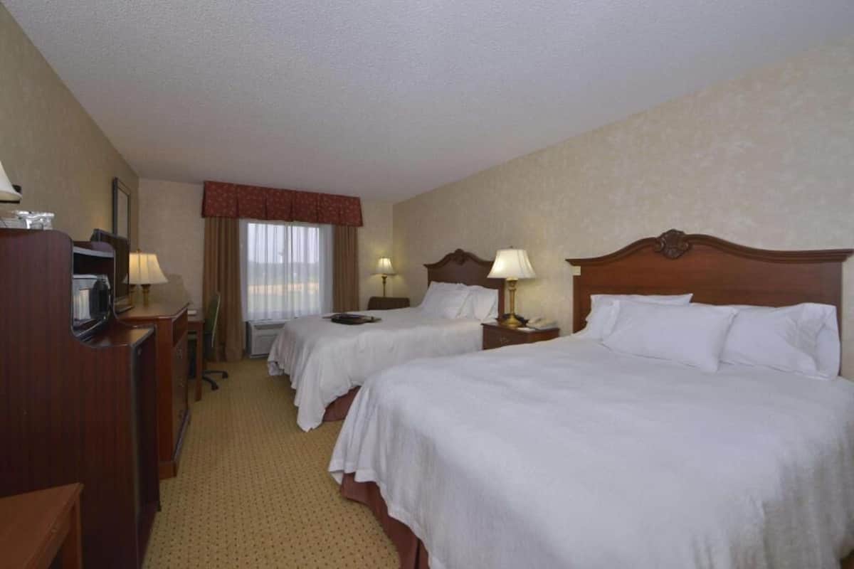 In-room safe, iron/ironing board, free WiFi, bed sheets