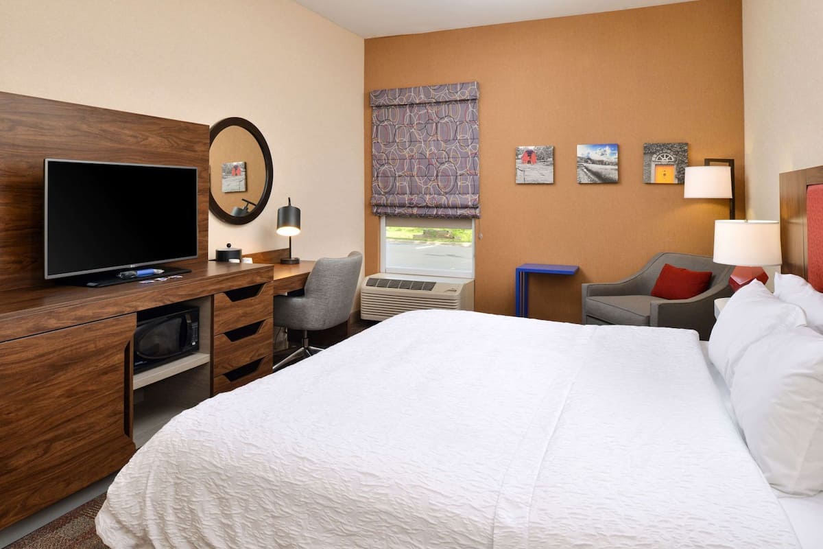 In-room safe, iron/ironing board, free WiFi, bed sheets