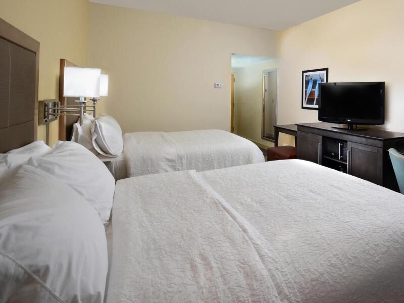 Premium bedding, in-room safe, desk, blackout curtains