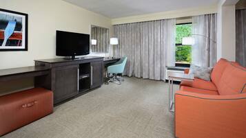 Suite, 1 King Bed, Non Smoking (Shower Only) | Premium bedding, in-room safe, desk, blackout drapes
