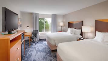 Hypo-allergenic bedding, in-room safe, desk, laptop workspace