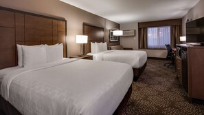 Standard Room, 2 Queen Beds, Non Smoking, Refrigerator & Microwave (with Sofabed)