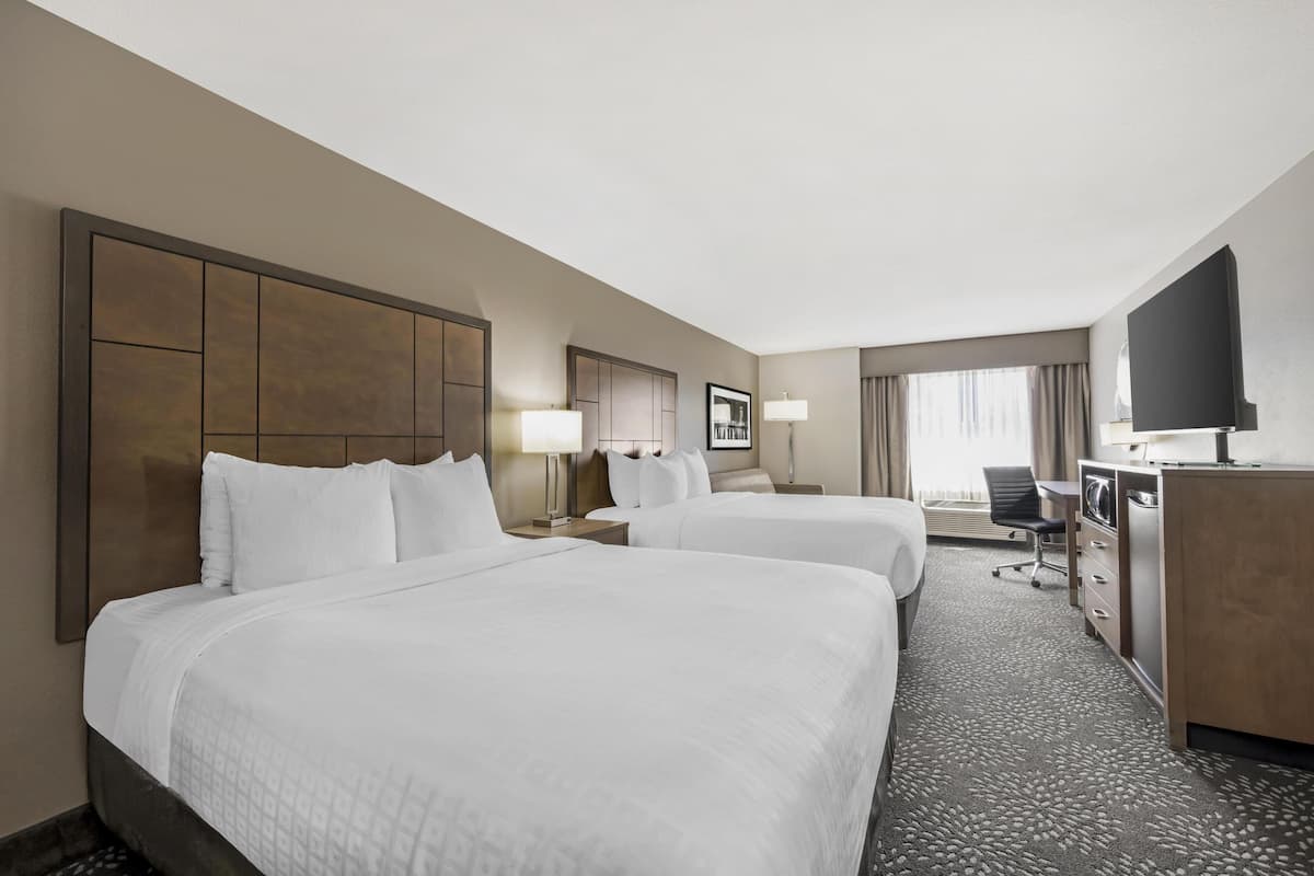 Standard Room, 2 Queen Beds, Non Smoking, Refrigerator & Microwave (with Sofabed) | Premium bedding, down comforters, desk, laptop workspace