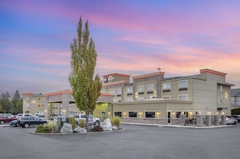 Best Western Plus Peppertree Airport Inn