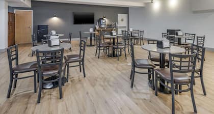 Best Western Plus Peppertree Airport Inn