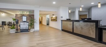 普拉斯胡椒樹機場貝斯特韋斯特酒店