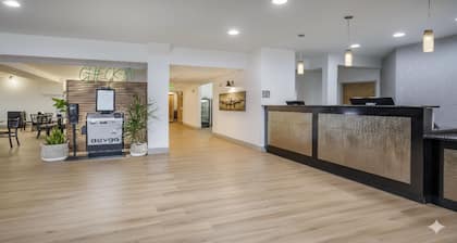 Best Western Plus Peppertree Airport Inn