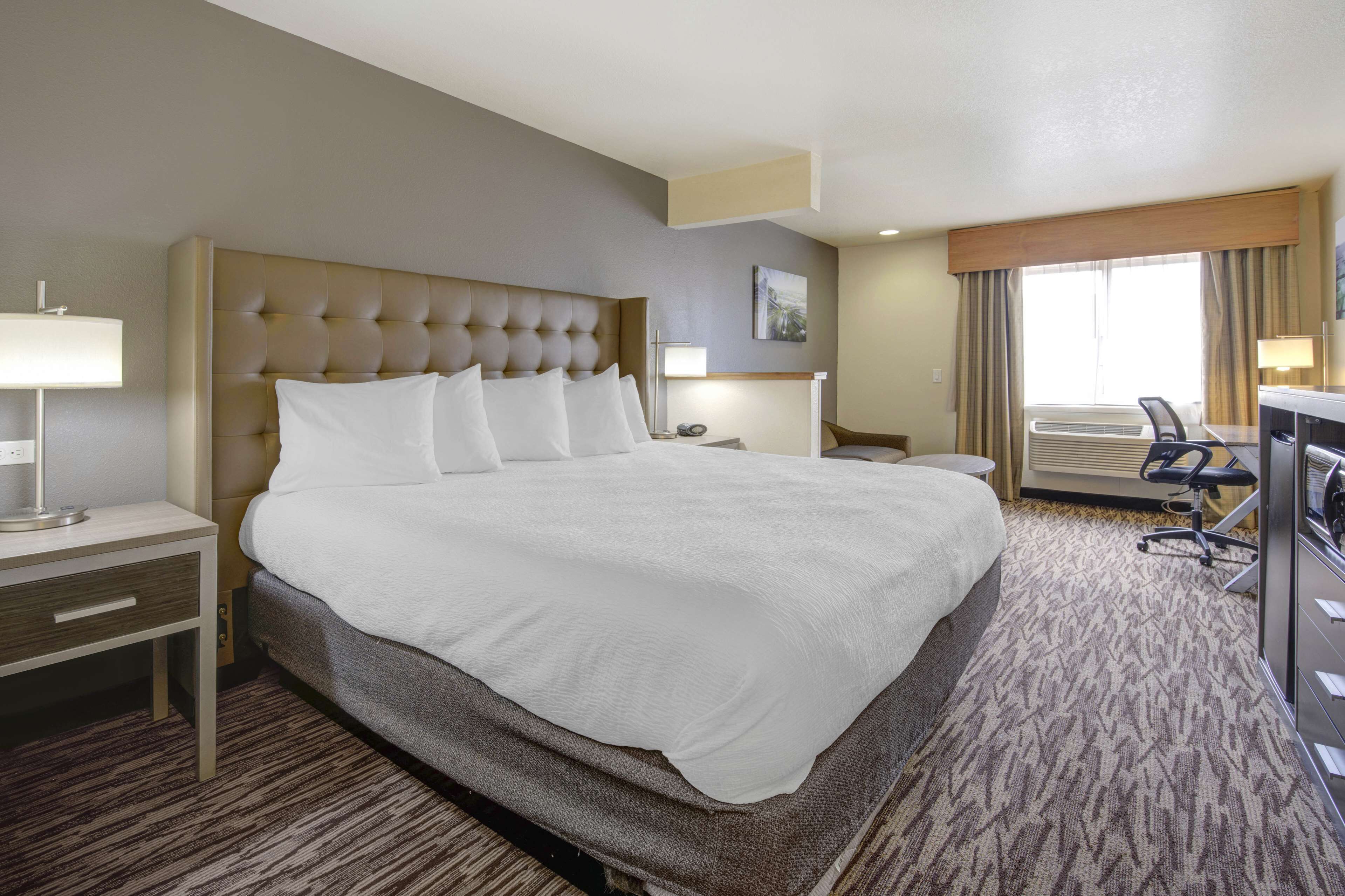 1 bedroom, desk, laptop workspace, iron/ironing board