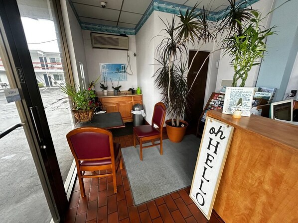 Reception - Travelers Inn by OYO Longview Kelso (Longview)