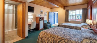 Travelers Inn by OYO Longview Kelso