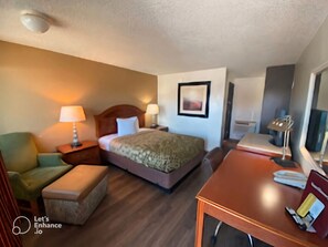 Standard Room, 1 Queen Bed, Smoking