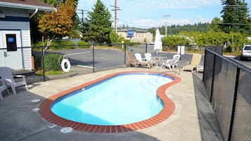 Seasonal outdoor pool