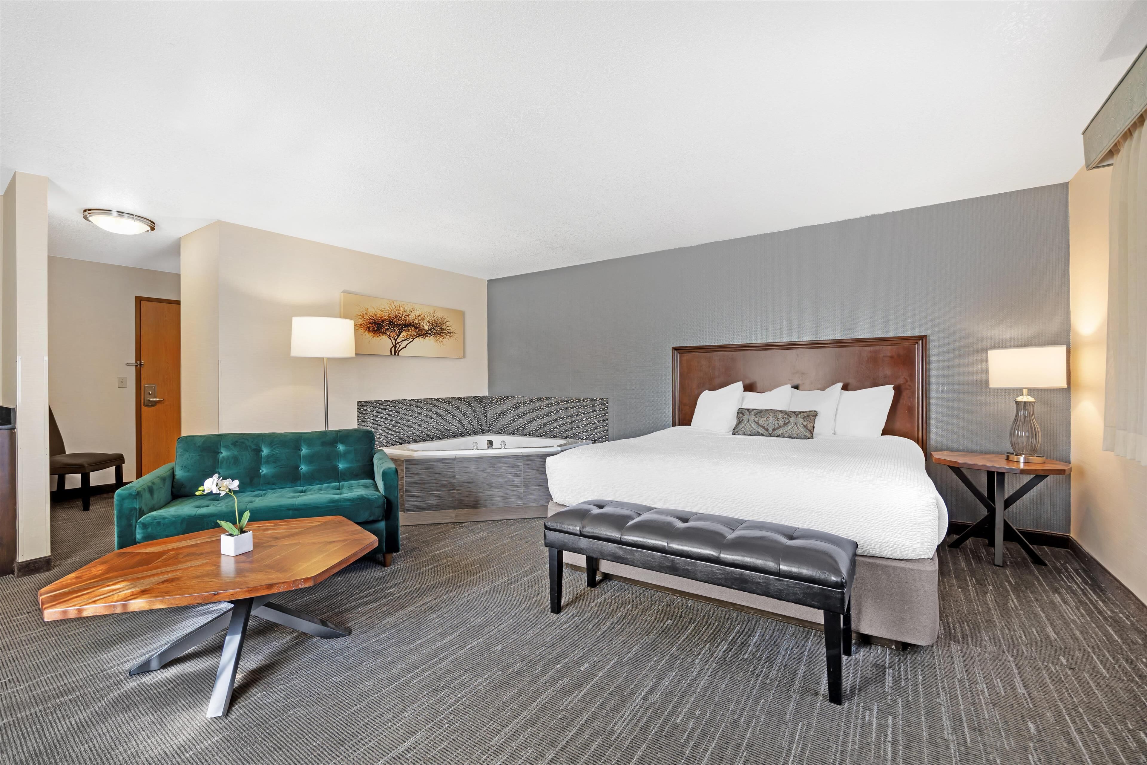 Suite, 1 King Bed, Non Smoking, Jetted Tub | Premium bedding, in-room safe, individually decorated