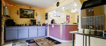 OYO Hotel Chapmanville Inn, WV - Hwy 119