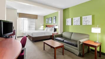 Suite, Non Smoking | Premium bedding, in-room safe, desk, iron/ironing board