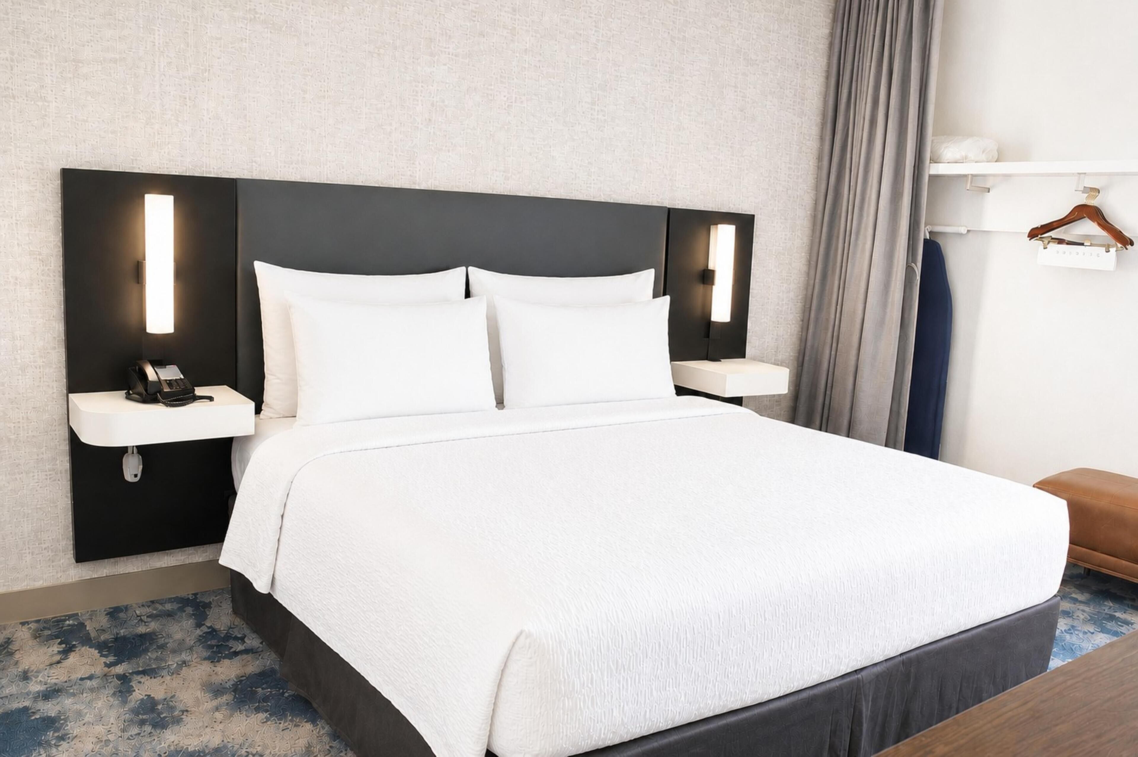 Room, 1 King Bed, Accessible, Non Smoking | In-room safe, iron/ironing board, free cribs/infant beds, free WiFi