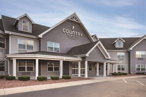 Exterior - Country Inn & Suites by Radisson, Germantown, WI (Village of Germantown)