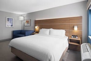 Standard Room, 1 King Bed - Holiday Inn Express Sheboygan-Kohler by IHG (Sheboygan)