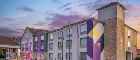 Vista frontal de la propiedad