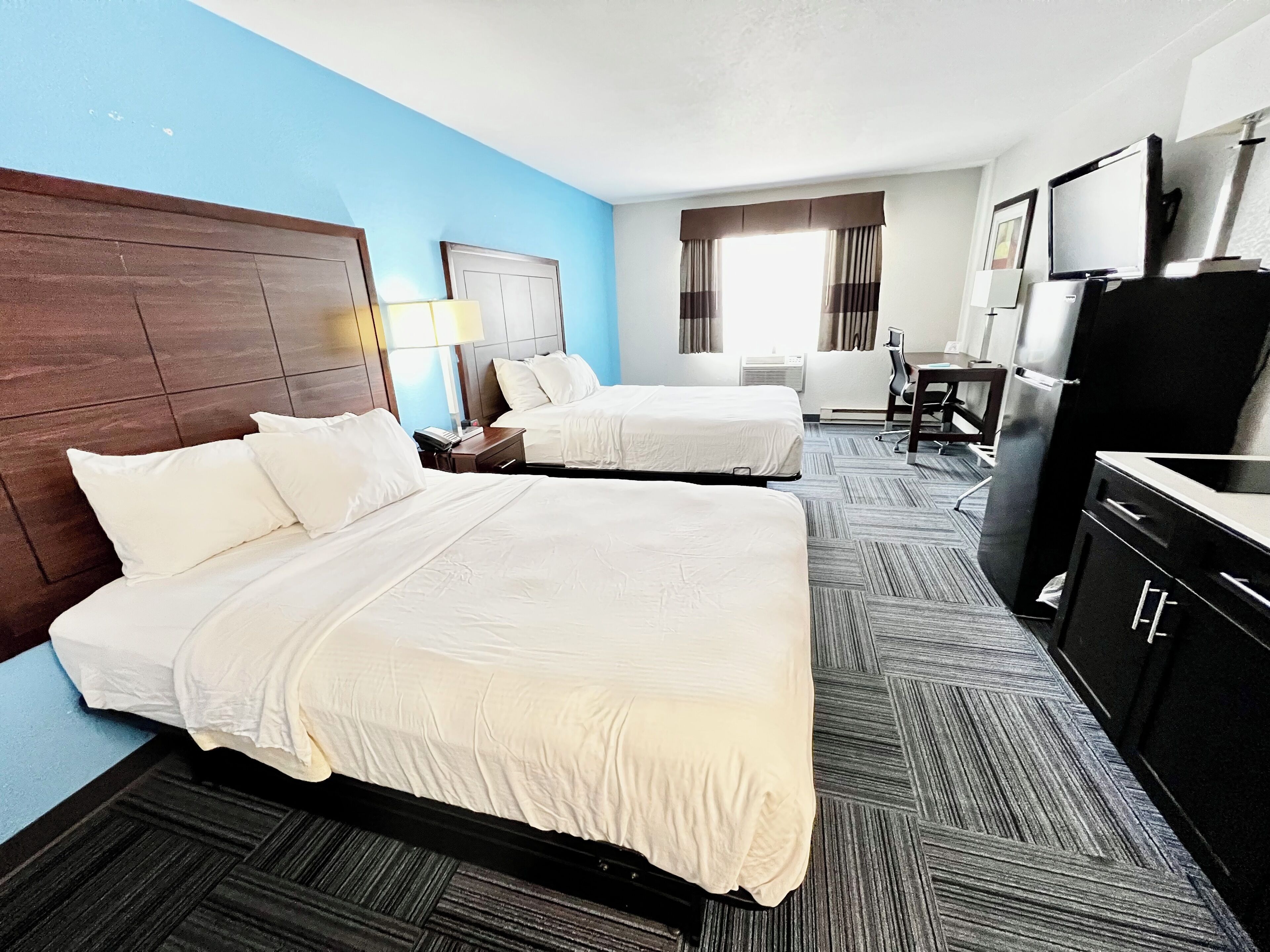 In-room safe, desk, iron/ironing board, free cribs/infant beds