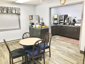 Free daily continental breakfast