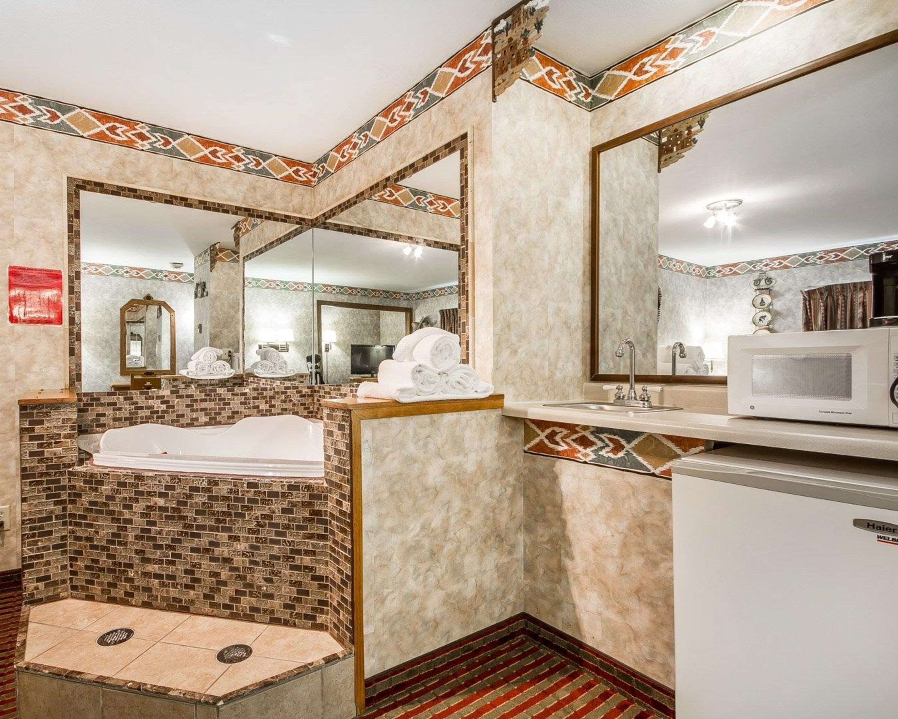 Foto - Rodeway Inn & Suites Madison East