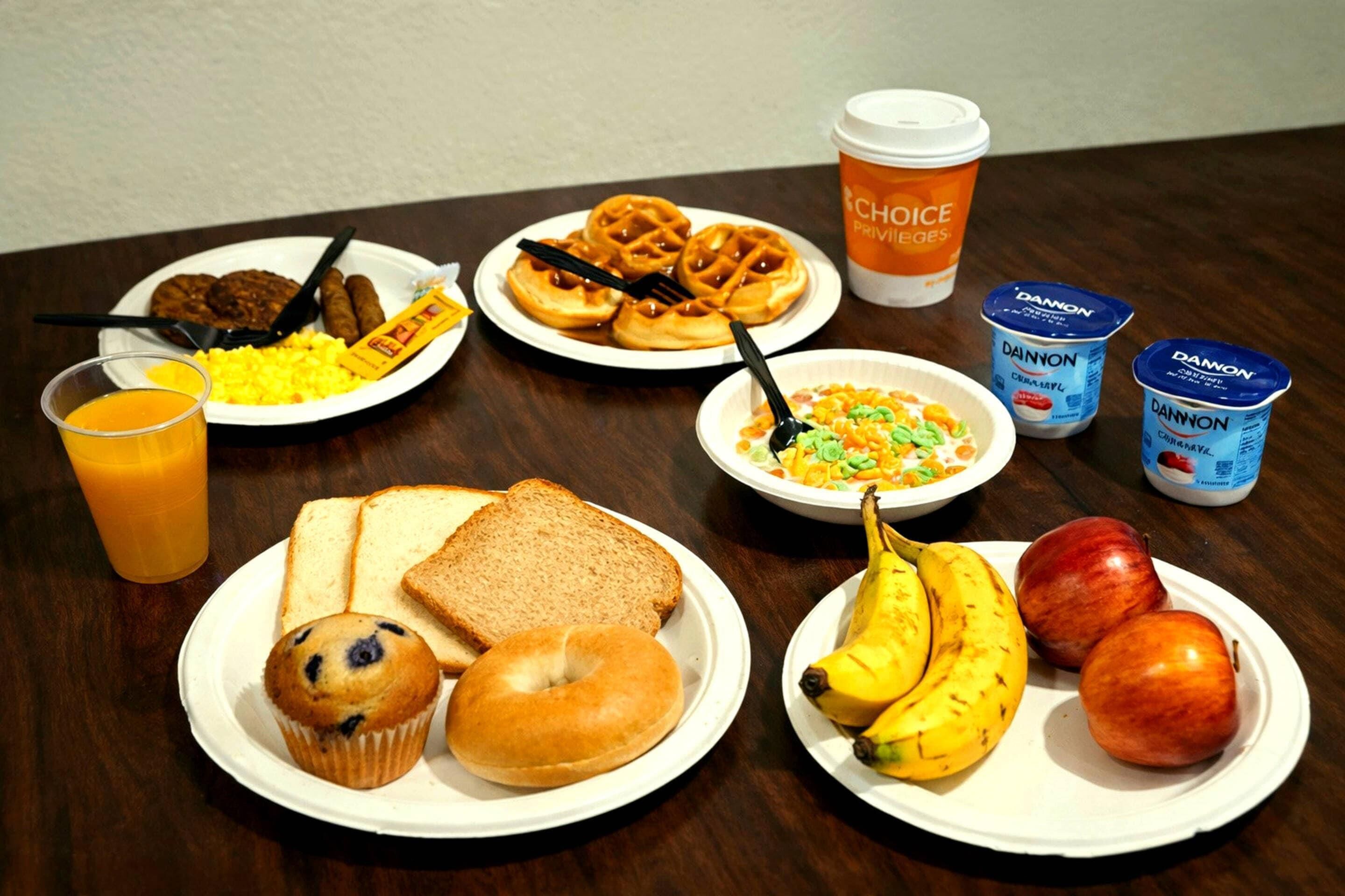 Free daily buffet breakfast 
