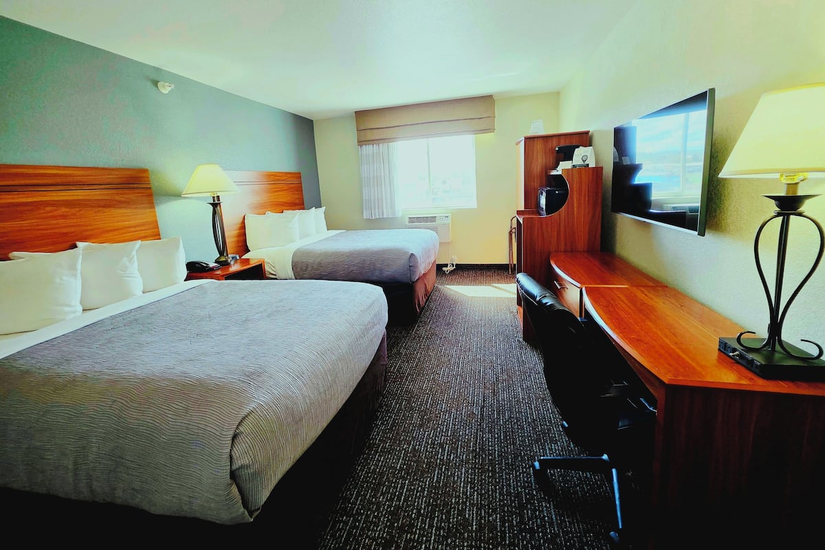 Standard Room, 2 Double Beds, Non Smoking