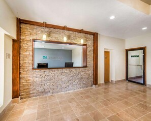 Lobby - Quality Inn Gillette (Gillette)