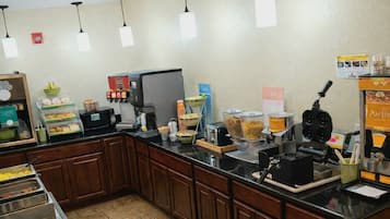 Desayuno buffet incluido todos los días