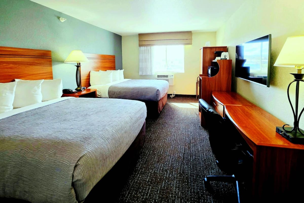 Standard Room, 2 Double Beds, Non Smoking