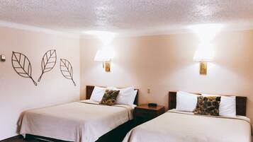 Perhehuone, useita sänkyjä, tupakointi kielletty, jääkaappi ja mikroaaltouuni | 1 makuuhuone, memory foam -patjalliset sängyt, yksilöllisesti sisustettu