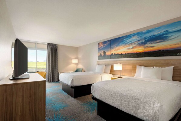 Escritorio, tabla de planchar con plancha, camas extra y wifi gratis